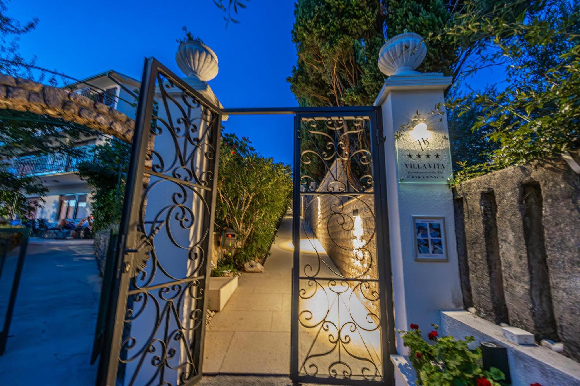 Villa Vita Luxury Apartments Криквеница Екстериор снимка